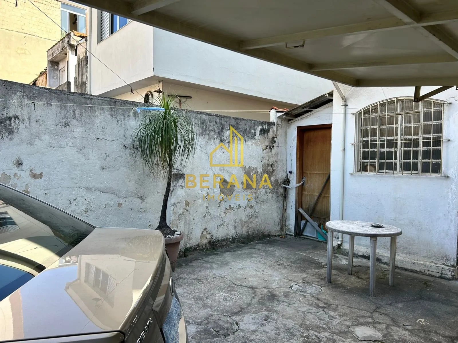 Sobrado Comercial ou Residencial á Venda no Pari